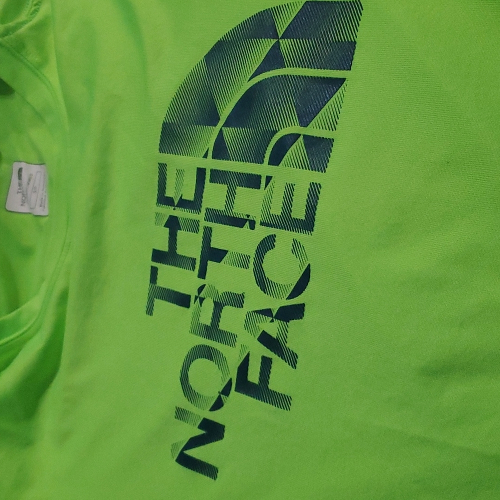 THE NORTH FACE shirt.     #4767 - Picture 8 of 8